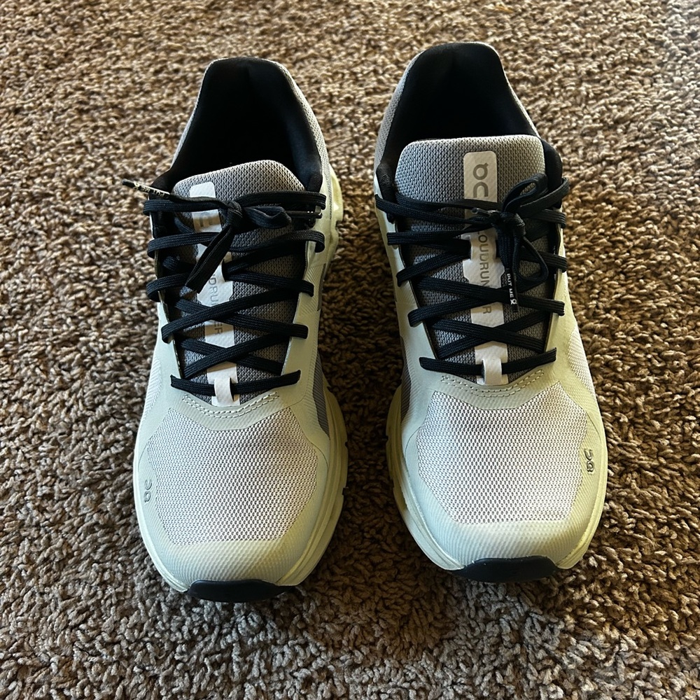 ON Cloudrunner Women’s Shoes